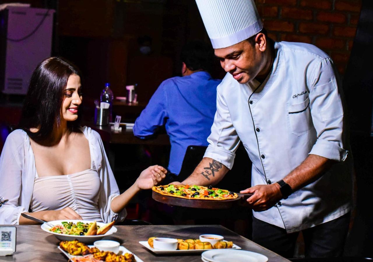 Bloom Hotel - Gachibowli Hyderabad Ngoại thất bức ảnh