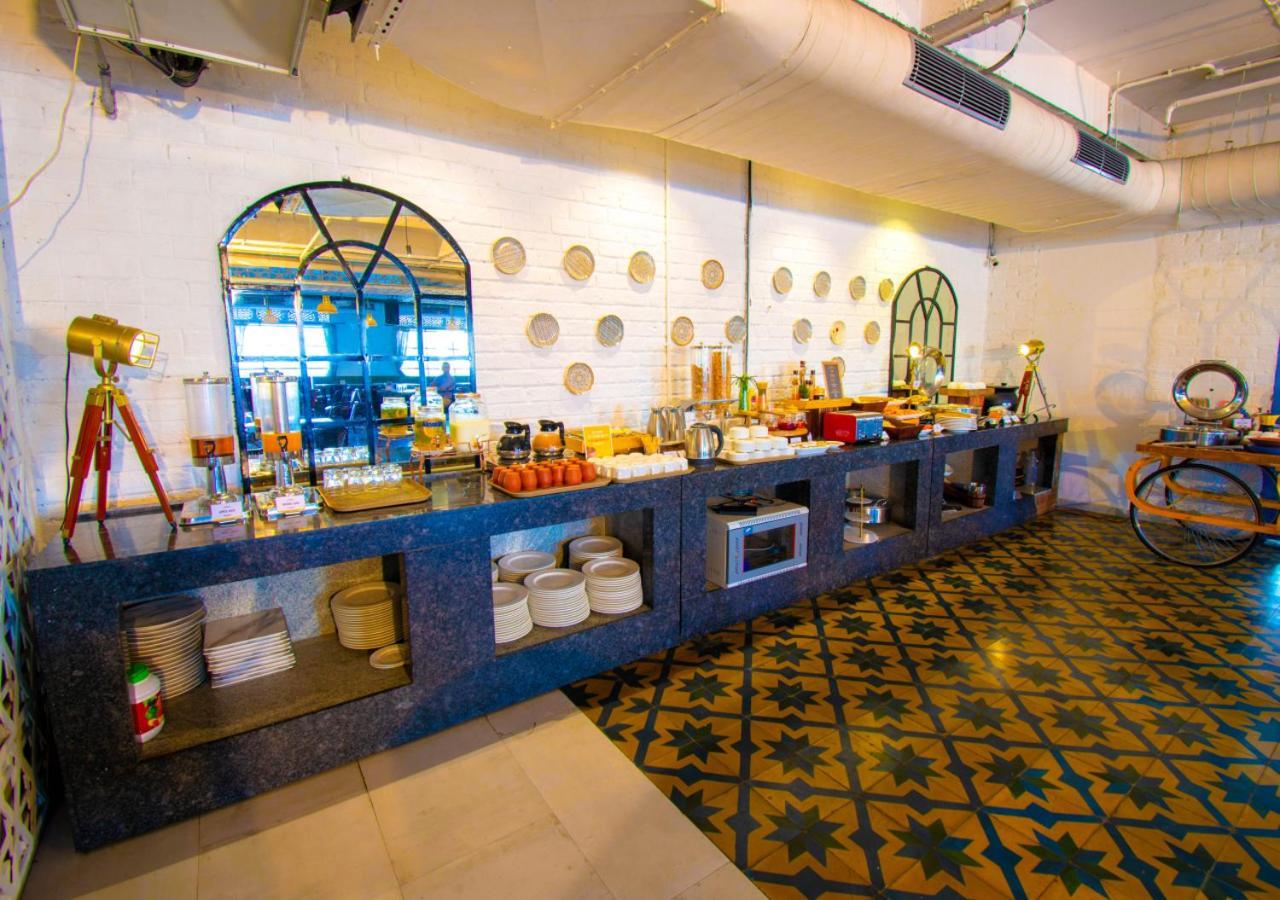 Bloom Hotel - Gachibowli Hyderabad Ngoại thất bức ảnh