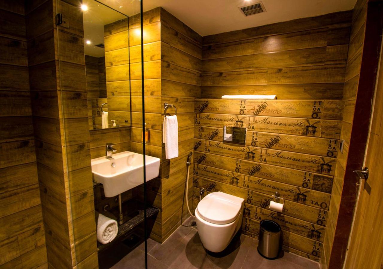 Bloom Hotel - Gachibowli Hyderabad Ngoại thất bức ảnh