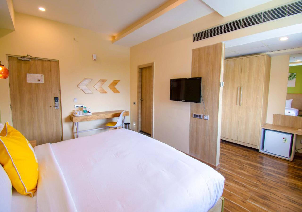 Bloom Hotel - Gachibowli Hyderabad Ngoại thất bức ảnh